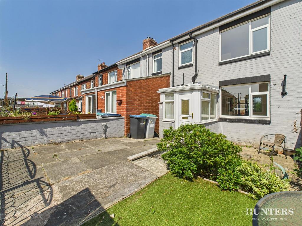 CAM03792 G0-PR0304-STILL018.jpg