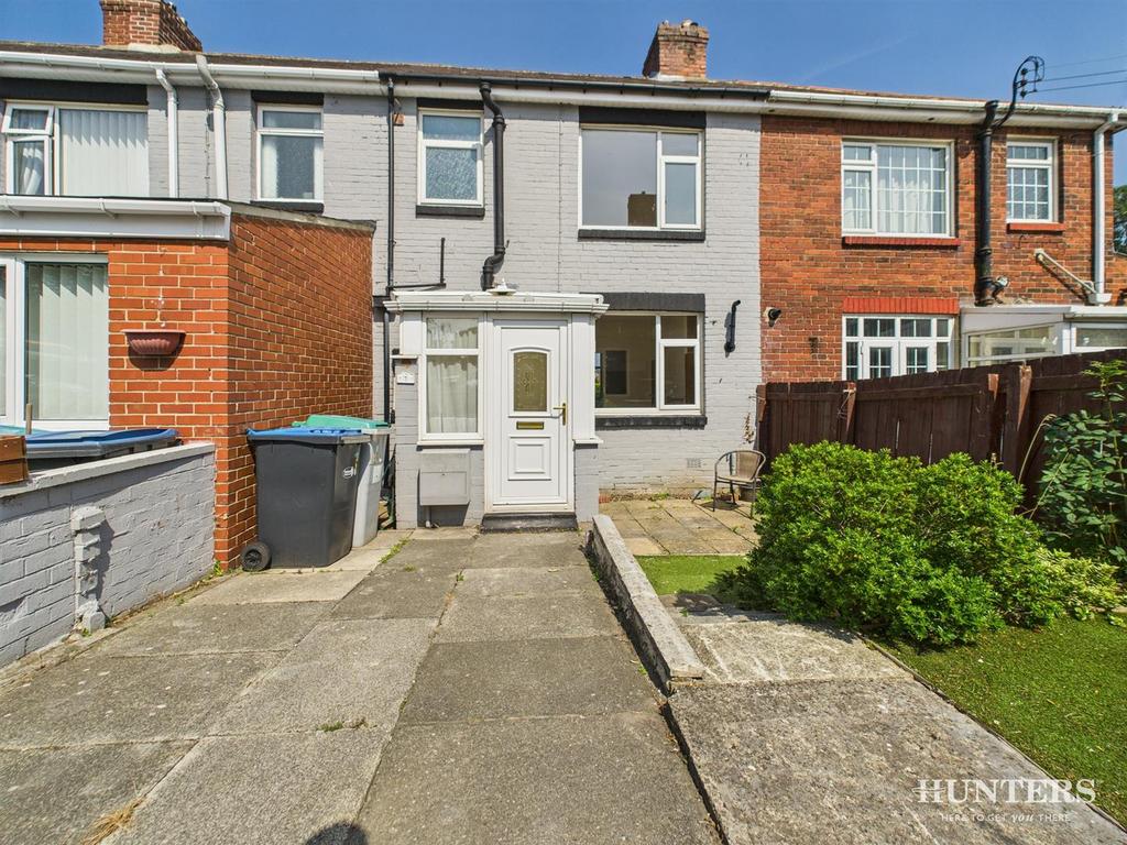 CAM03792 G0-PR0304-STILL019.jpg