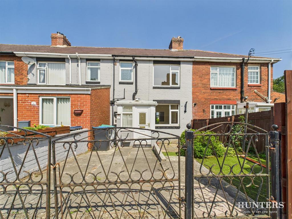 CAM03792 G0-PR0304-STILL020.jpg