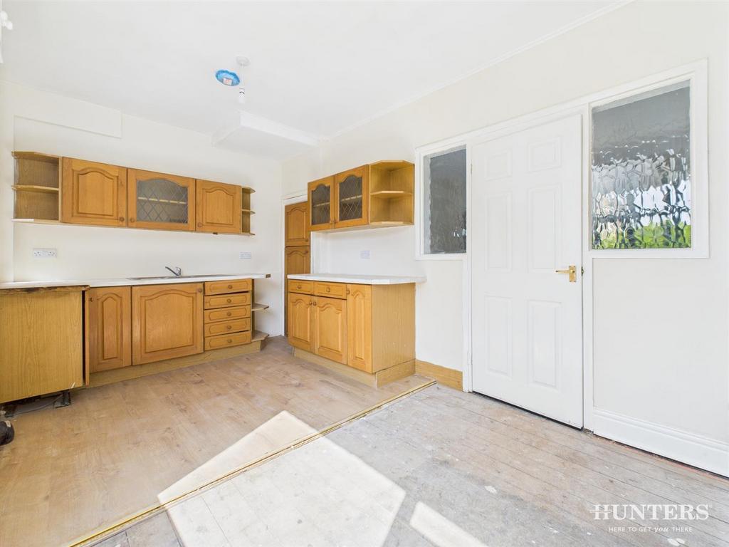 CAM03792 G0-PR0304-STILL010.jpg