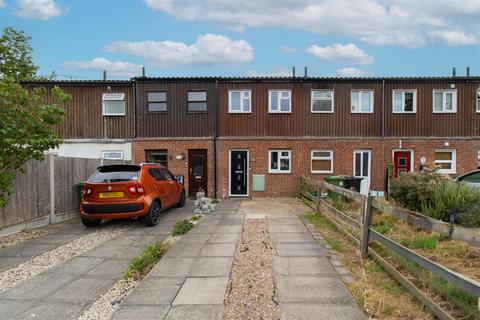 Daltons Fen, Basildon SS13