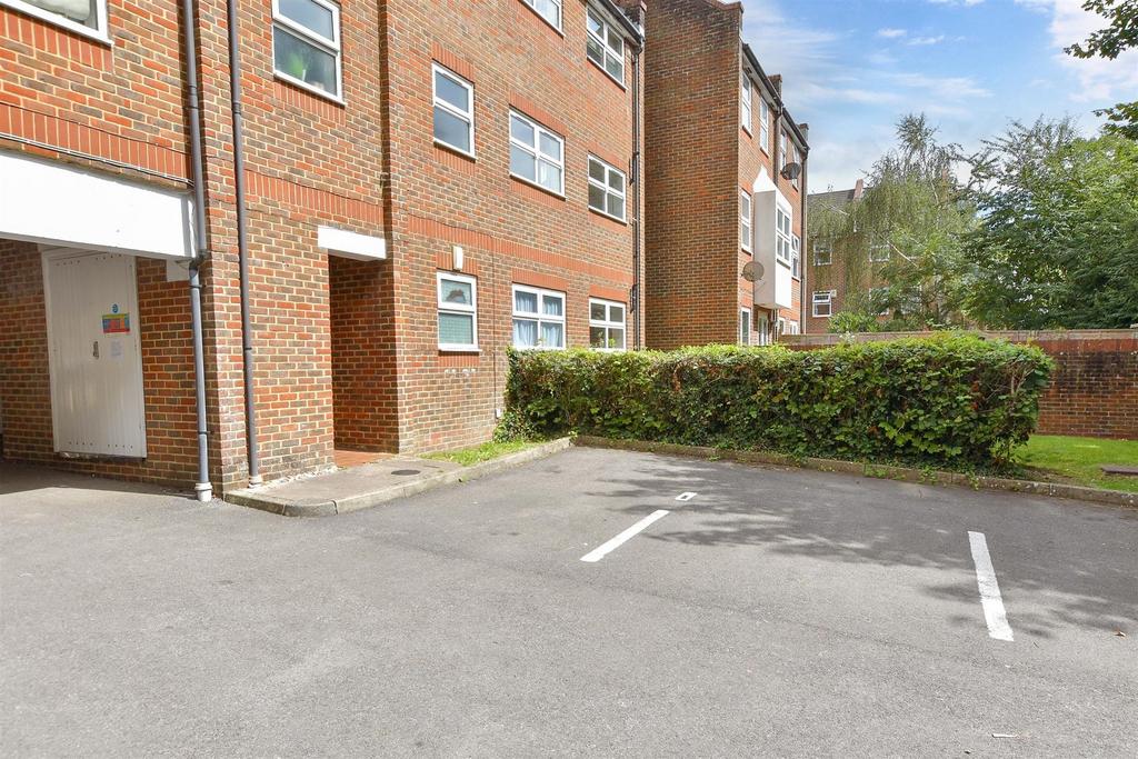 Driveway/Parking