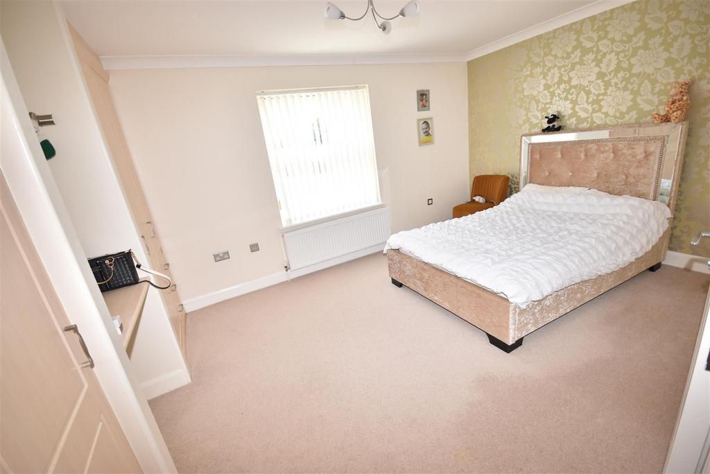 Bedroom 5 (ground floor)