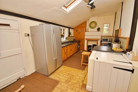 5 bedroom detached house for sale, 100 Station Road, Sawbridgeworth, Hertfordshire. CM21 9JY