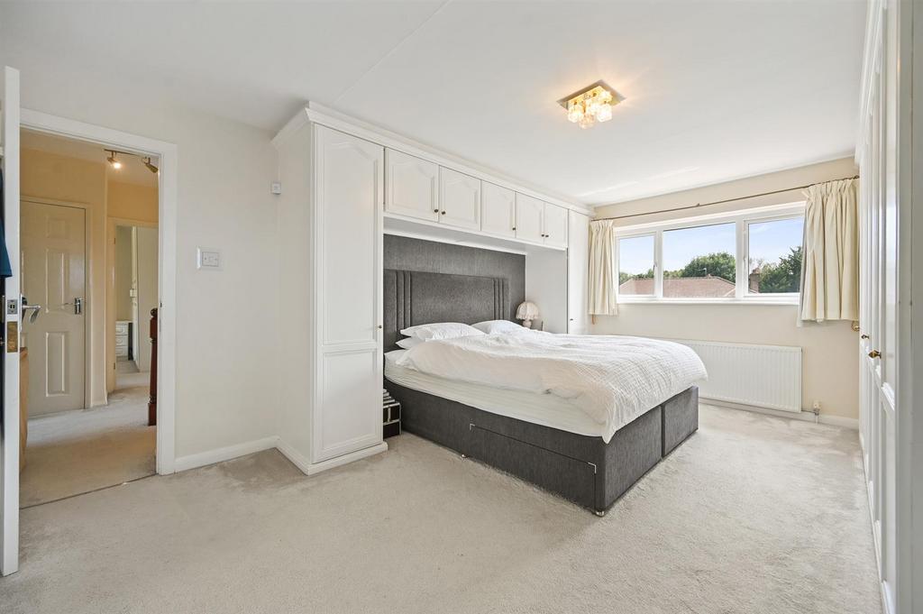 Master Bedroom.jpg