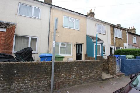3 bedroom terraced house to rent, Thomas Road, Sittingbourne