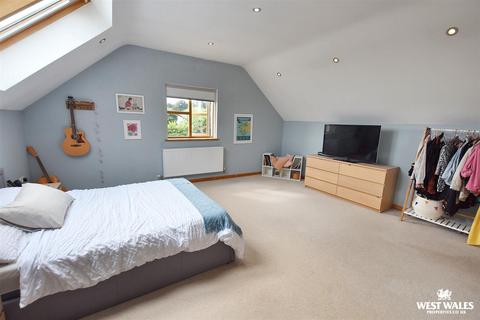 4 bedroom detached house for sale, West Park, Cosheston