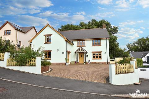 4 bedroom detached house for sale, West Park, Cosheston