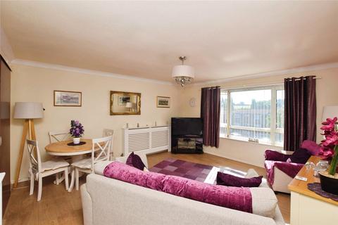 2 bedroom apartment for sale, Avon Way, Colchester, Essex