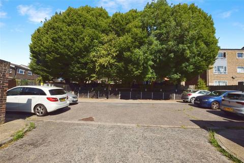 2 bedroom apartment for sale, Avon Way, Colchester, Essex