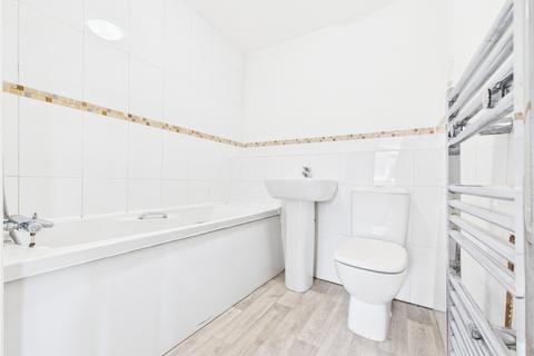 Flat 5, 1 Bloomfield Terrace, Gloucester, GL1 5QR