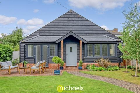 3 bedroom bungalow for sale, Park Road, Wivenhoe, Colchester, CO7