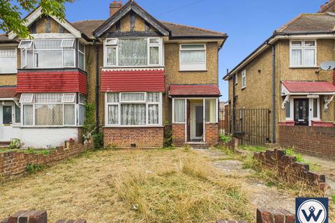 1 bedroom ground floor flat for sale, Silverdale Gardens, Hayes, UB3 3LN
