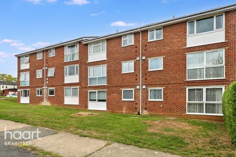 2 bedroom apartment for sale, Trafalgar Court, Braintree