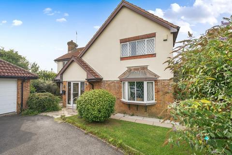 Ffordd Draenen Ddu, West Cross, Swansea