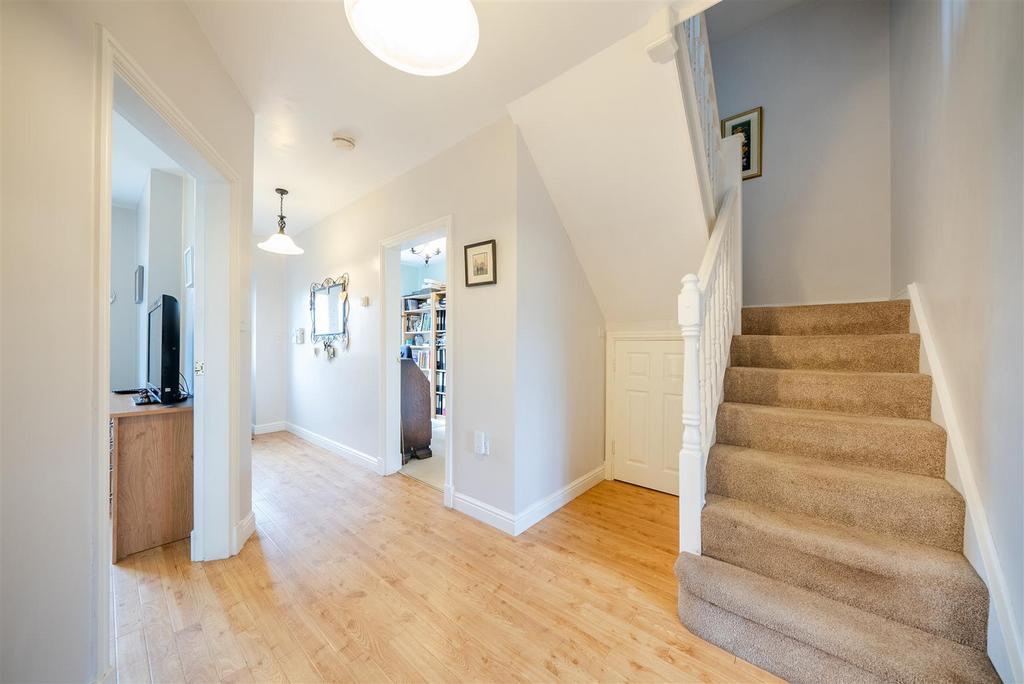 65 Highfield Park-33.jpg