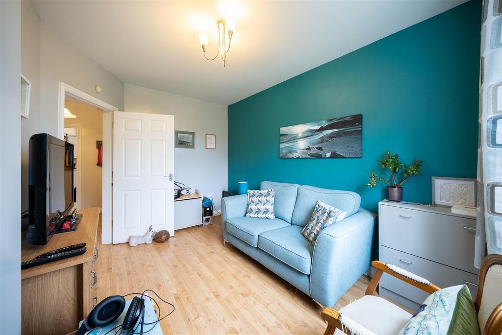 65 Highfield Park-35.jpg