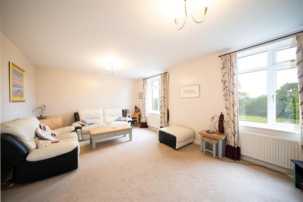 65 Highfield Park-42.jpg