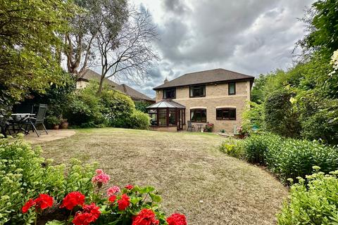 undefined, Oakmont Close, Northampton NN4