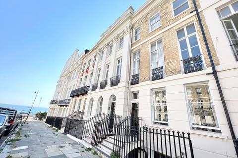 2 bedroom apartment to rent, Brighton BN2