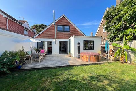 undefined, Sea Front Estate, Hayling Island,Hampshire PO11 9JL