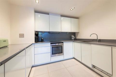 undefined, Leman Street, London E1