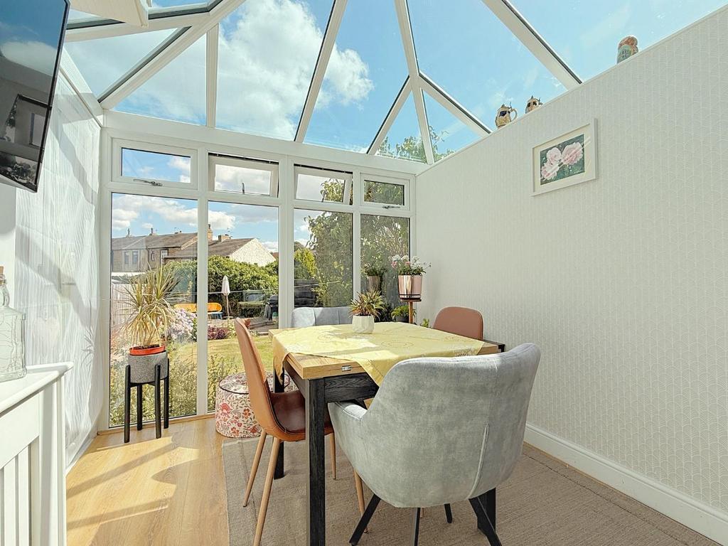 Dining conservatory