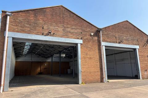 Warehouse to rent, Flowers Hill Trading Estate Bristol BS4 5JJ