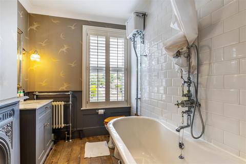 33 New Road, Ascot, SL5 8QB