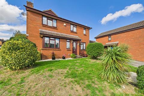 4 bedroom detached house for sale, Fox Close, Stroud, Gloucestershire, GL5