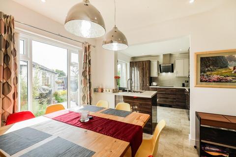 4 bedroom semi-detached house for sale, Forest Avenue, Harrogate