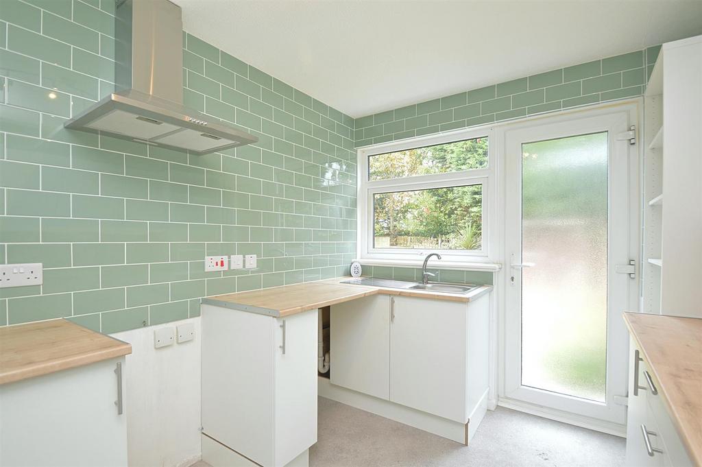 Resized Kitchen2.jpg