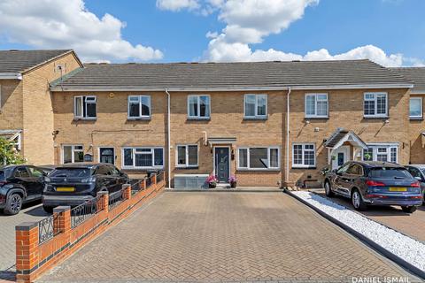 undefined, Chenies Drive, Basildon SS15