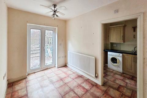 undefined, Elgar Close, Swindon, Wiltshire