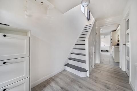 9 Alder Close, Romsey, SO51 5SJ