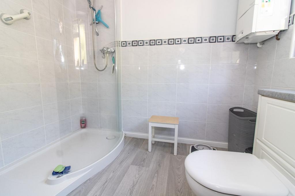 Family shower room