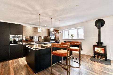 undefined, Heol-Y-Bedw-Hirion, Markham, NP12