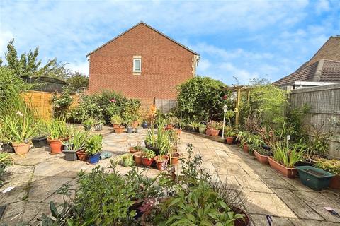 75 Bramble Drive, Westbury, BA13 3UZ