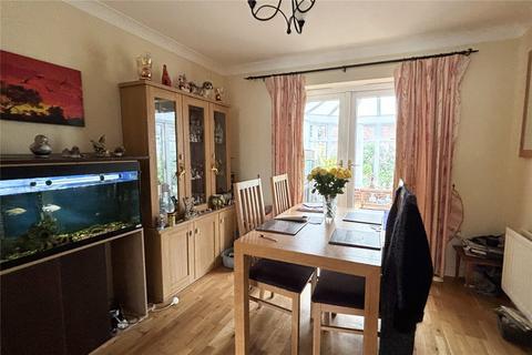 75 Bramble Drive, Westbury, BA13 3UZ