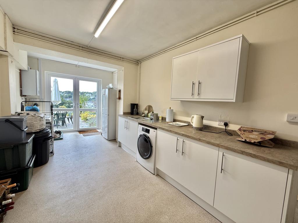 Large Utility Room