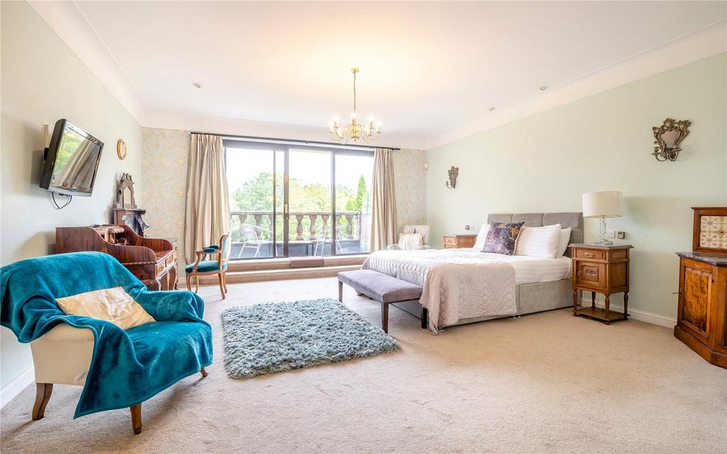 Principal Bedroom