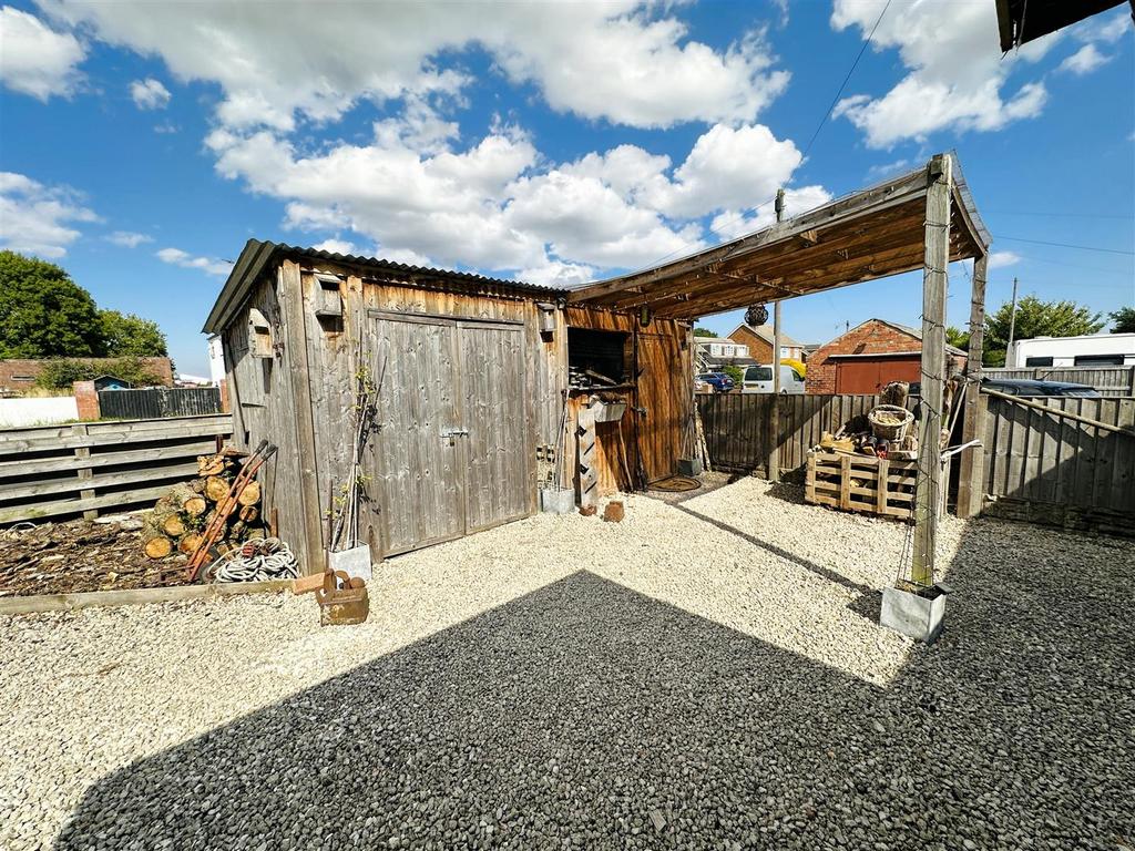 Outbuilding