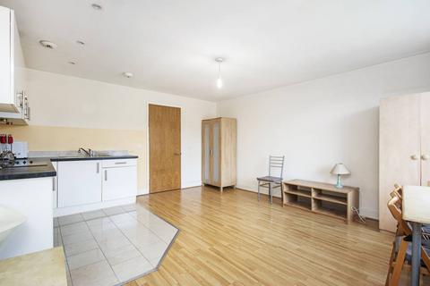undefined, Greyhound Hill, Hendon, NW4