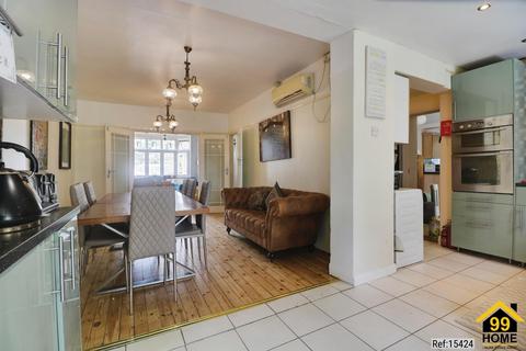 6 bedroom semi-detached house for sale, Beverley way, London, SW20