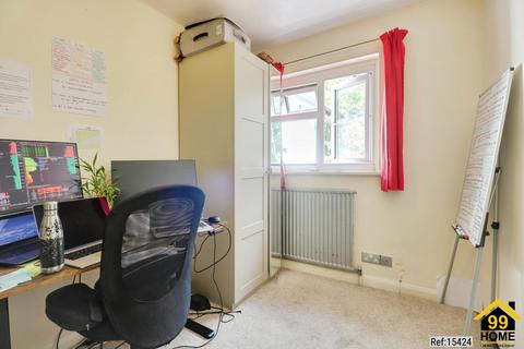 6 bedroom semi-detached house for sale, Beverley way, London, SW20