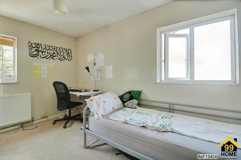 148 Beverley Way, London, SW20 0AQ
