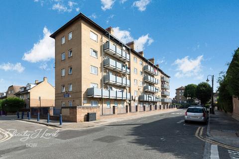 1 bedroom flat for sale, Bow Road, London