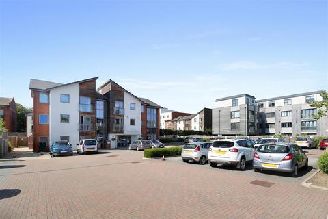 1 bedroom apartment for sale, Fleet Road, Fleet, GU51 3FS