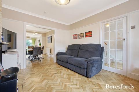 49 Warley Mount, Warley, Brentwood, CM14 5EP