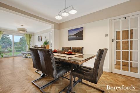 49 Warley Mount, Warley, Brentwood, CM14 5EP